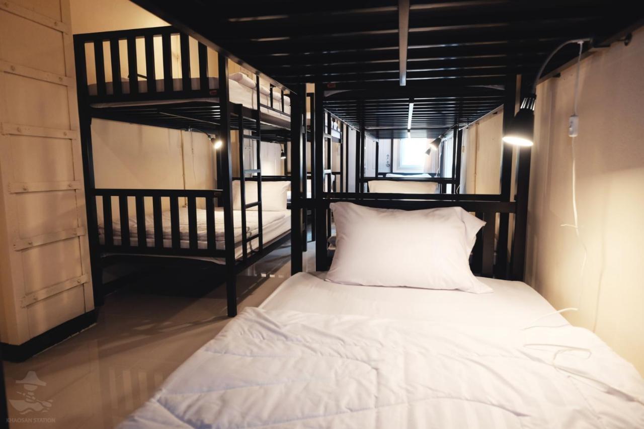 Khaosan Station (Adults Only) Hostel Bangkok Exterior foto