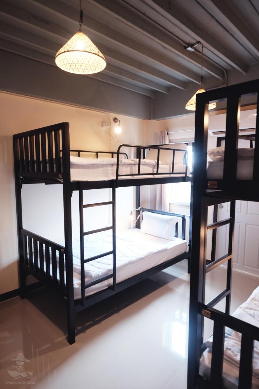 Khaosan Station (Adults Only) Hostel Bangkok Exterior foto