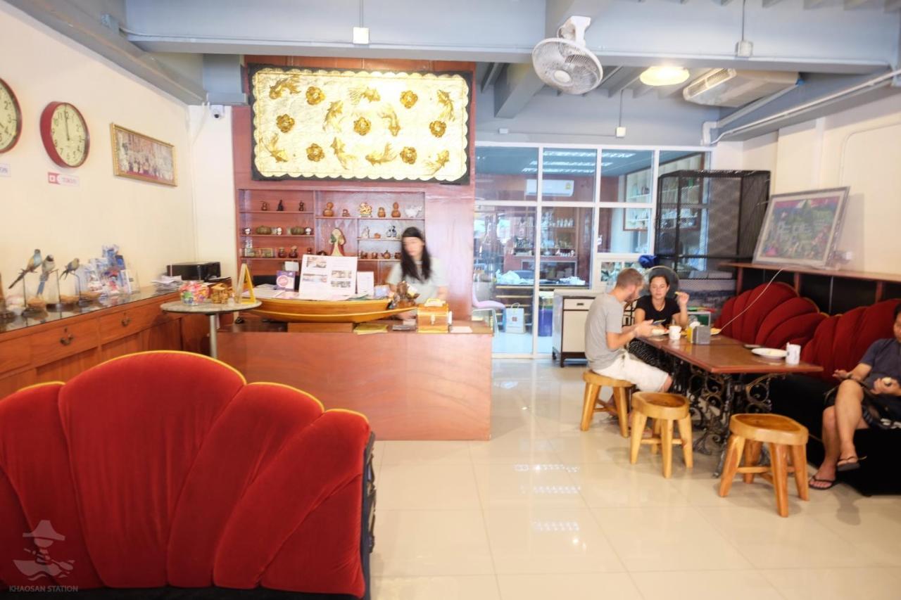 Khaosan Station (Adults Only) Hostel Bangkok Exterior foto